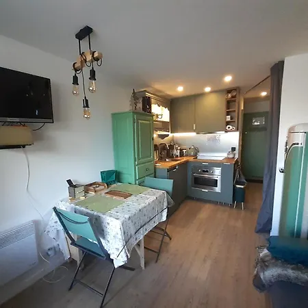 Renove A Valfrejus, Proche Telecabine Et Commerces - Fr-1-561-134 Apartment *
